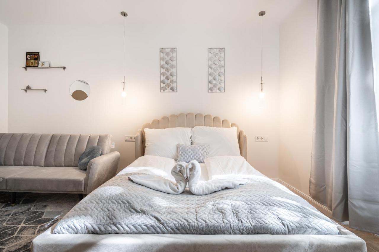 D71 - Central Cozy Suite, Best Location By Bqa Budapest Kültér fotó