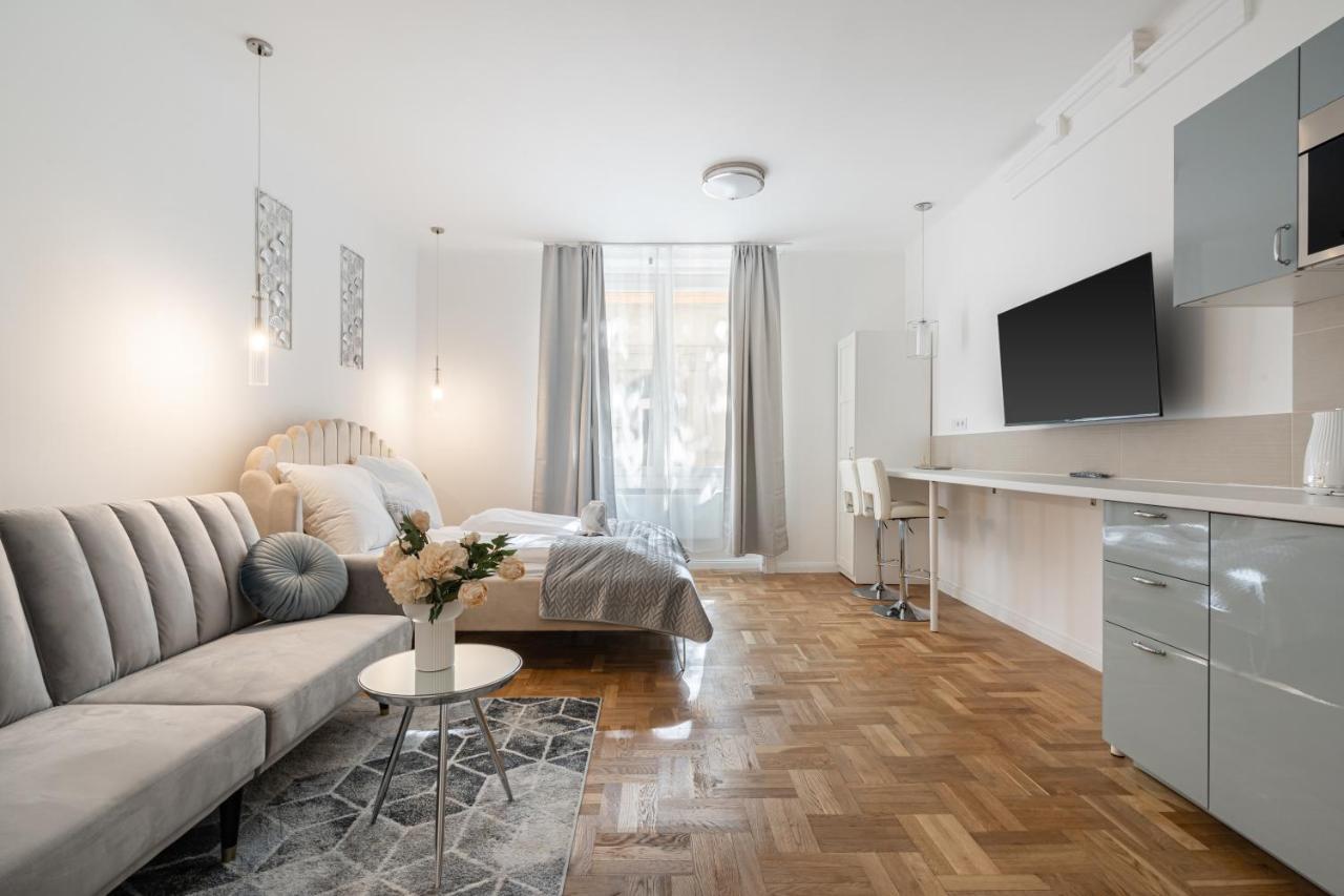 D71 - Central Cozy Suite, Best Location By Bqa Budapest Kültér fotó